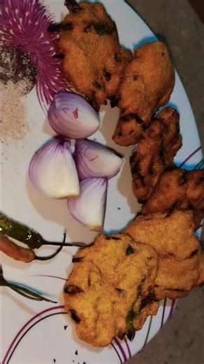 👩‍❤‍👩bou nka hata tiari suji besan bara 👌 #youtubeshorts #cooking #vairalvideo