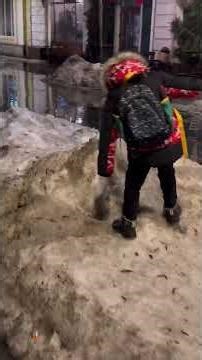 Хто платить - той напрягає #житомир #психологія #цінаспокою #гідність #самоповага