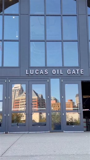 We got to taste the BEST food inside Lucas Oil Stadium — all crafted by Sodexo Live. Chef Kelsey Murphy’s Cuban sandwich stole the show 🤤🔥 This stadium does NOT play around. #SodexoLive #ChefKelseyMurphy #GameDayEats | John Silva