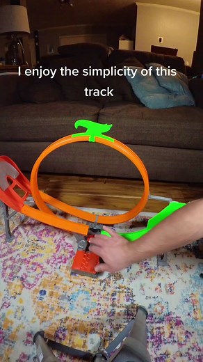 Satisfying Hot Wheels Loop #hotwheels #hotwheelstrack #hotwheelstrackbuilder #hotwheelsloop
