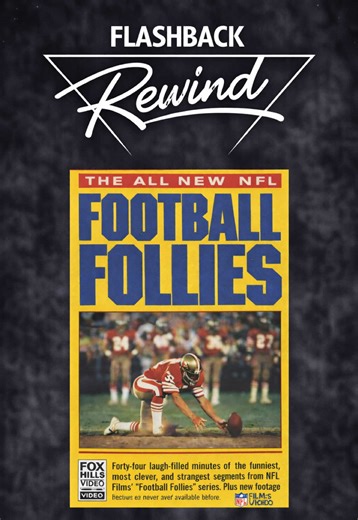 📼 Flashback Rewind 1988 👇📖 🇺🇸🏈😂 “Football Follies — VHS” — NFL Films 💬 “Where the bloopers outnumber the touchdowns!” Back in the late ’80s and early ’90s, Football Follies was the ultimate VHS for anyone who loved football but laughed even harder at its most chaotic moments. Produced by NFL Films, these compilations brought together the most hilarious and unforgettable miscues from the gridiron — fumbles, falling players, slippery mascots, absurd mistakes, and everything in between. It 