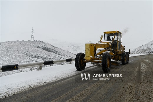 Հանրապետությունում առատ ձյուն է, ՏԿԵՆ-ը հորդորում է վարորդներին լինել ուշադիր