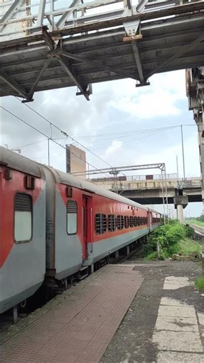 16345 Netravati Express blasting through Navde Station at full speed 🚆#viral #shorts #konkanrailway