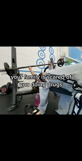 Bench Press Technique in a Gym Setting