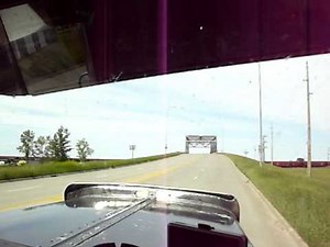 1999 peterbilt 379 600 Signature cummins ISX 6" straight pipes