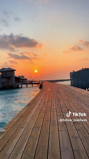 Best sunsets happens in Maldives 🇲🇻❤️