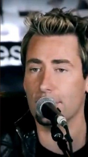 Nickelback - Lullaby #concert #vocals #live #music #nickelback #fyp #chadkroeger #acoustic