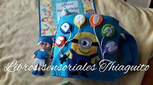 Libro de fieltro para Adrián con la portada de Minions, súper quiet book con actividades divertidísimas a full color 🤗🤗🤗 | Libros sensoriales Thiaguito