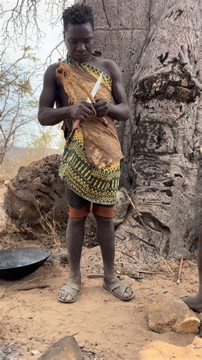 Vinod kumar on Instagram: "Hadzabe hunter crafting his arrow with full focus and skill 🪶 Il complete vlog on my YouTube channel name:Roaming with Vinu || follow for more Il #travelblogger #travel #travelgram #wildlife #traveler #traveltheworld #traveling #reelskarofeelkaro #explore #africa #hadzabe #hadzabetribe #hadzabelifestyle #hadzabeculture #hadzabebushman #hadzabepeople #challenge #challangeaccepted #instadaily #instamood #instaviral"