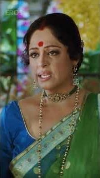 बेइज्जती होने के बाद भी पारो गई बाबू जी से मिलने...🥺💔 #Devdas #ShahRukhKhan #Paro #Aishwarya #Shorts