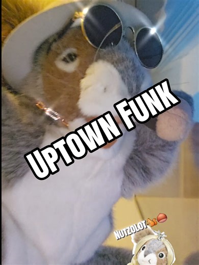 Nutzolot Dances to Uptown Funk
