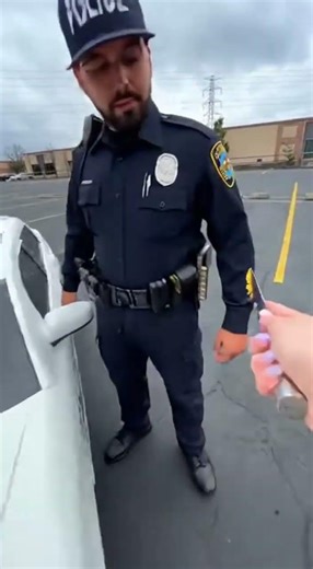 The Most Dramatic 5-Tier Wedding Cake Ever Made