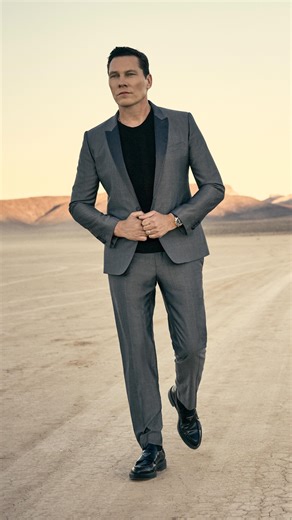 Beautiful Places streaming everywhere NOW in celebration of launching Mondays in August @unvrsibiza !! | Tiësto