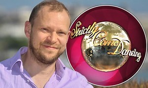 Strictly: Robert Webb unveiled as 2021 series contestant
