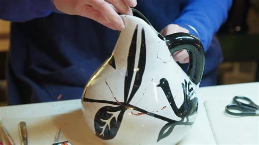 The Repair Shop S01:E05 - Lion Chair, Lurçat Vase, Bird Box