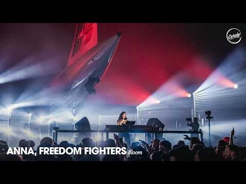 ANNA, Freedom Fighters - Bloom (Live Version)