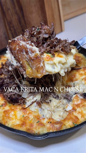 Alex Rios | Cuban Vaca Frita Mac n Cheese w/ Maduros 🇨🇺🔥 recipe ⬇️ 2 Ibs flank steak, cut into 3-4 chunks 2 bay leaves 2 tsp salt 4 garlic cloves,... | Instagram