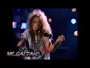 Guns N' Roses - Welcome To The Jungle (Official Video)