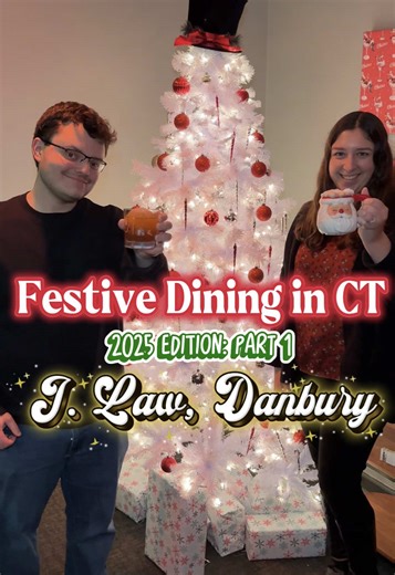 Kicking off my Festive Dining in CT series with a restaurant that turns dinner into a holiday experience 🎄✨ @jlawrencect in Danbury just launched their first-ever @miraclepopup! If you’re new to Miracle, think of it as a traveling Christmas cocktail experience that turns restaurants into full-on holiday wonderlands. What started in NYC has turned into a countrywide Christmas celebration, with a growing number of restaurants and bars participating every year! You’ll find limited-time themed drin