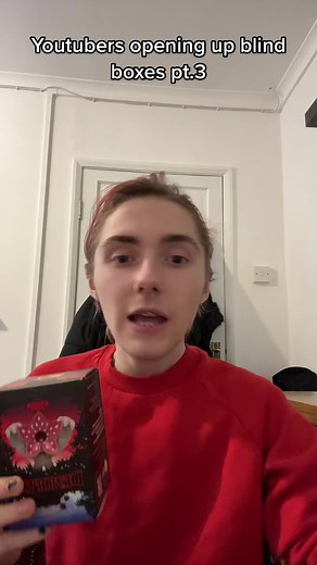 Unboxing Demo Pets from Stranger Things - Youtubers Blind Box Opening