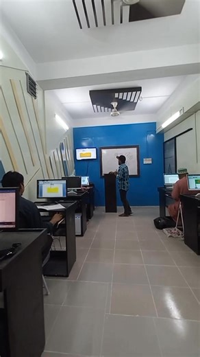 22 reactions | কম্পিউটার বস পলাশ স্যার শিখাচ্ছেন হাতে কলমে। আধুনিক...