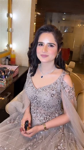 RUBY MAKEOVERS | 🌸 @ruby_makeover #makeup #makeupartist #ruby_makeover #bridalmakeup #trending #makeupaddict #réel #makeuptutorial #makeuplover #reelitfeelit | Instagram