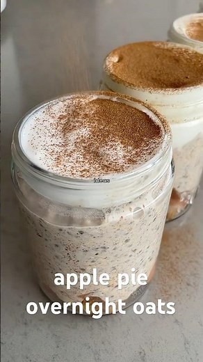 apple pie overnight oats 🍎: https://glow-diaries.com/apple-pie-overnight-oats/