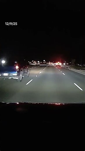 Fireball caught on dashcam over Central Texas (Courtesy: Andy Anderson) #leander