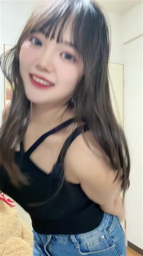 昨日の動画ちょっとバズってて嬉しいよ(泣) #リクエストありがとう#doodoodoo #踊ってみた #fyp #在日台湾人 #名古屋被写体