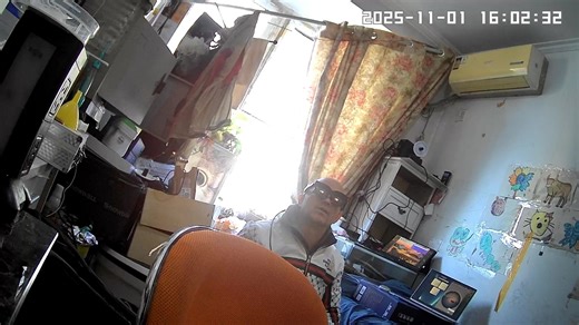 AR眼镜里面聊天和玩中国象棋了