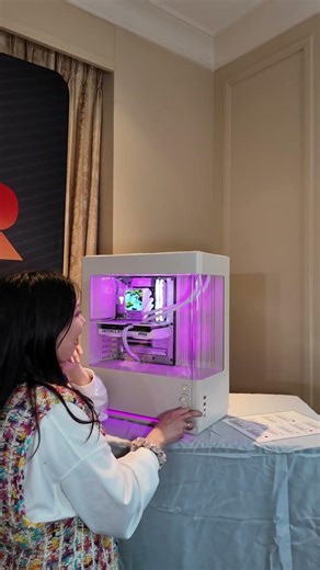 Adjusting the RGB on my PC using physical dials??