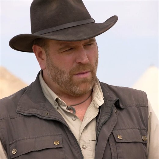 The oldest written document on Earth FINALLY tells us who built the pyramids 📜🇪🇬 #ExpeditionUnknown | Discovery Channel UK