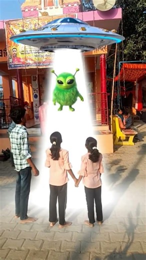 cartoon UFO 👽👽👽👽