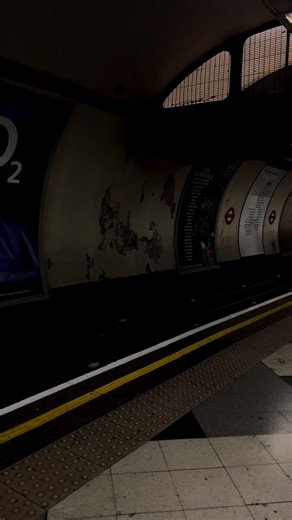 Places No Faces on Instagram: "“The Underground is not just a means of travel, it is a world in itself.” — John Betjeman #LondonUnderground #TheTube #TfL #BelowTheCity #UrbanRhythms EverydayJourneys CityInMotion QuietMoments PlacesNoFaces"