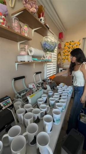 sublimacion_negocio on Instagram: "Quieres aprender a estampar y generar ingresos? Ve al enlace de mi perfil y aprende el paso a paso para iniciar un negocio rentable transforma tus ideas en ingresos aprende de la mano de un experto en la sublimación . . . . . . #dtf #tazassublimadas #polossublimados #tazaspersonalizadas #estampados"