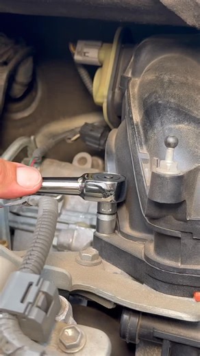 19K views · 2.9K reactions | #new Vessel Ratchets are IN STOCK! This has been the MOST ANTICIPATED tool of 2025 by far! With a smaller head design and shorter handled meant for tight access areas this tool will help change the industry forever! Order the NEWEST tool on the market now while supplies last! #powertools #tools #mechanic #cars | Techs Choice Tools and Equipment | Facebook