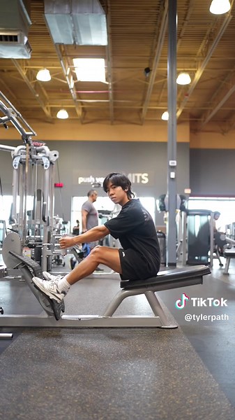 If you feel it more in your arms when doing a seated row, here’s my advice for you: 1) think about pulling to your waist rather than pulling to your chest. 2) use a shoulder width cable attachment (nothing narrower) #fyp #fitness #gym #bodybuilding