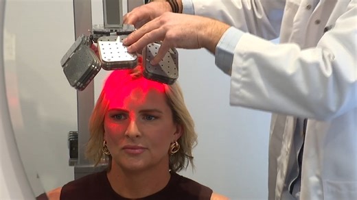Olympic champion Leisel Jones battles hair loss