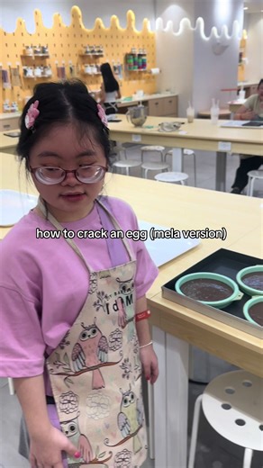 Easy Egg Cracking Techniques for Baking