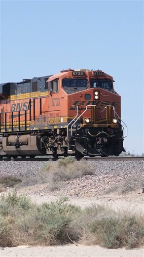 BNSF 6733 EB Z LACLPK NEWBERRY RD 10 2 2026