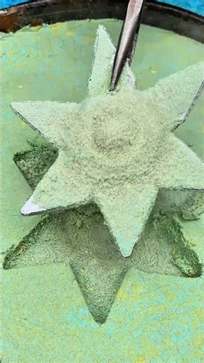 This Aluminum Star Metal Cast is Incredible #diy #melting #satisfying