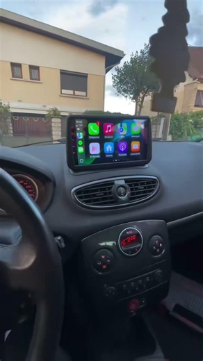 Installation CarPlay sur clio 3 !🖥️🤩50€ l’installation #carplay #clio #paris #automobile #pourtoi