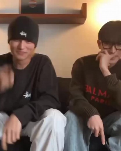 Exploring the Significance of Topaz in ATEEZ - Hongjoong and Wooyoung