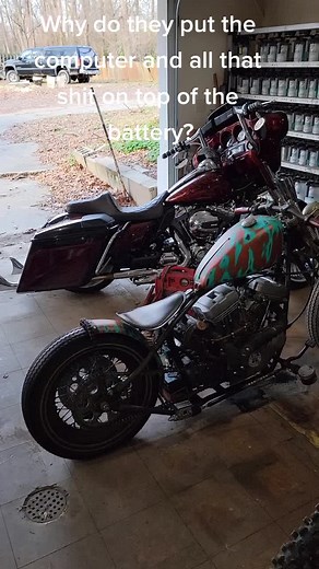 Quick Bagger Tech Tip: Easy Battery Access for Harley Davidson Owners