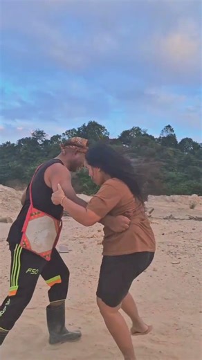 Dansa timor 😁🤣#shortvideo #funny