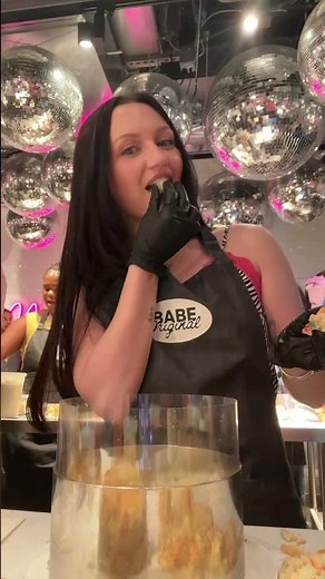 make a milk bar cake with me! #milkbar #cake #baking #vlog #nyc #nycthingstodo #nycinfluencer