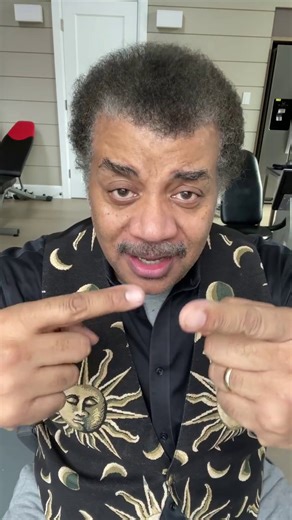 How longitude helps define time