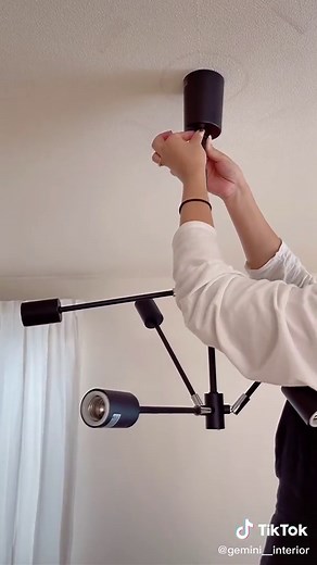 新居に引越したので、自宅もupしていこうと思います🪞💐 #お部屋紹介 #インテリアデザイン #引越し #ペンダントライト #インテリア