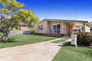 Sold House 64 Croydon Avenue, Currimundi QLD 4551 - Jun 22, 2023