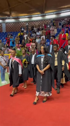 The final graduation ceremony of the Faculty of Education is currently in taking place at King Bhekuzulu Hall. Video cred: Lindani Msomi | University Of Zululand